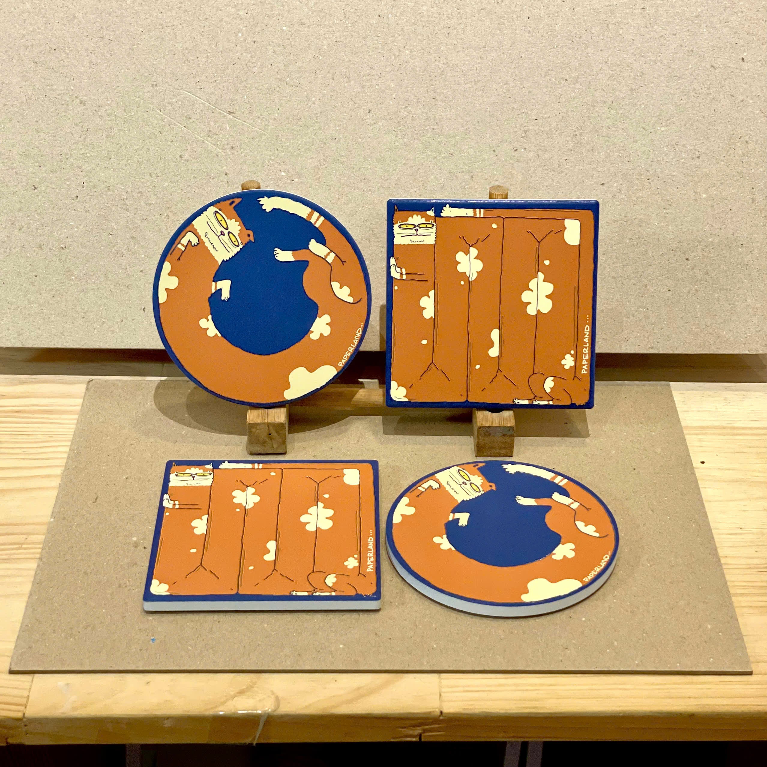 LÓT LY GỐM "CHÚ MÈO LƯỜI" - CERAMIC COASTER