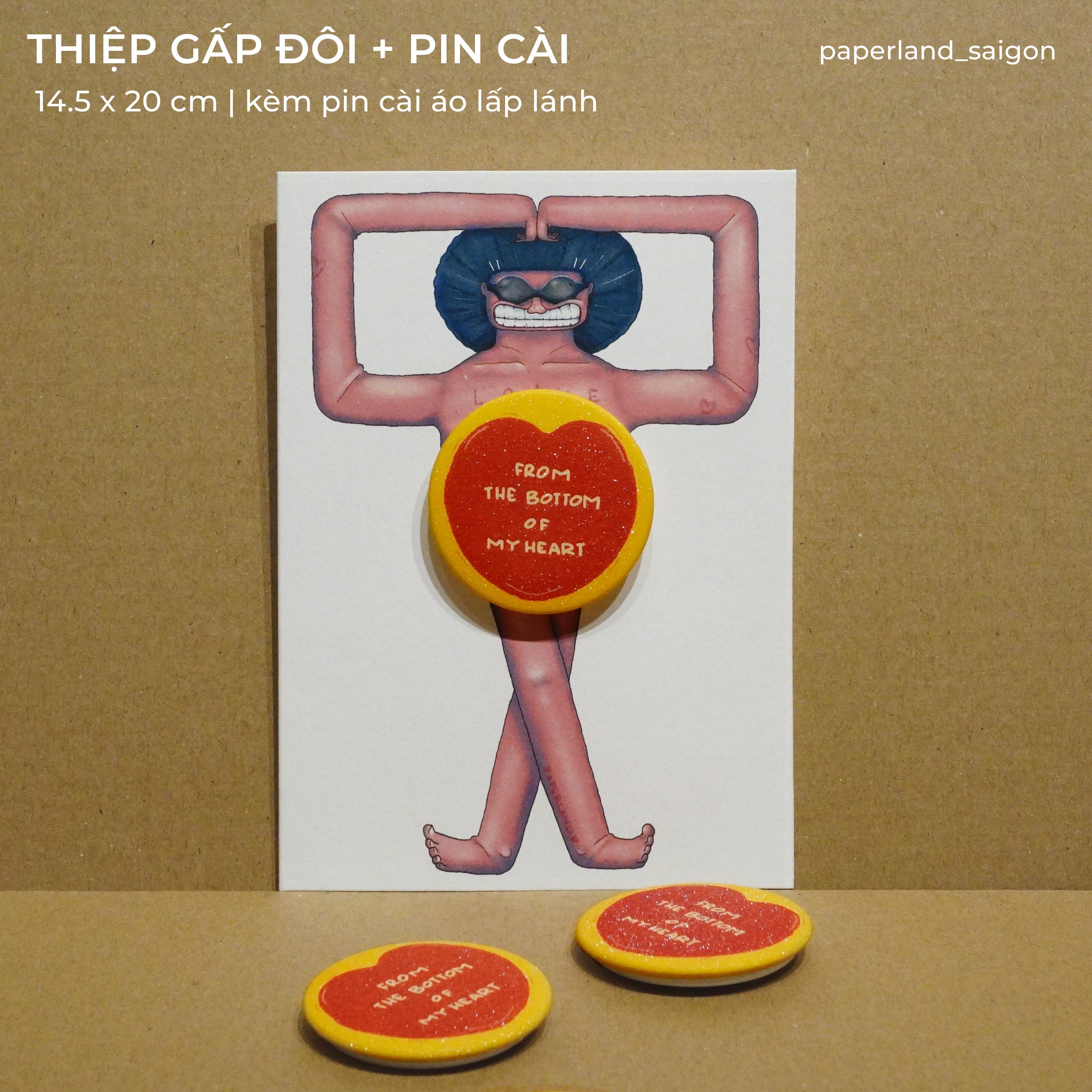 " FROM THE BOTTOM OF MY HEART" POSTCARD + PIN CÀI