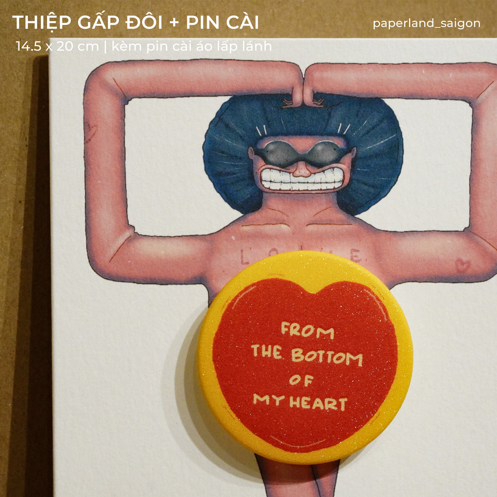" FROM THE BOTTOM OF MY HEART" POSTCARD + PIN CÀI